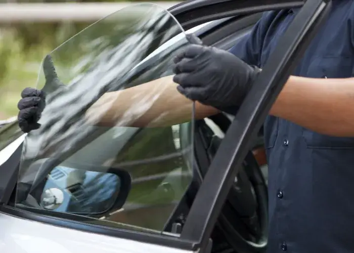 Expert Windscreen Replacement Services Abu Dhabi