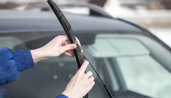 Car Windshield Wiper Blades Replacement Dubai