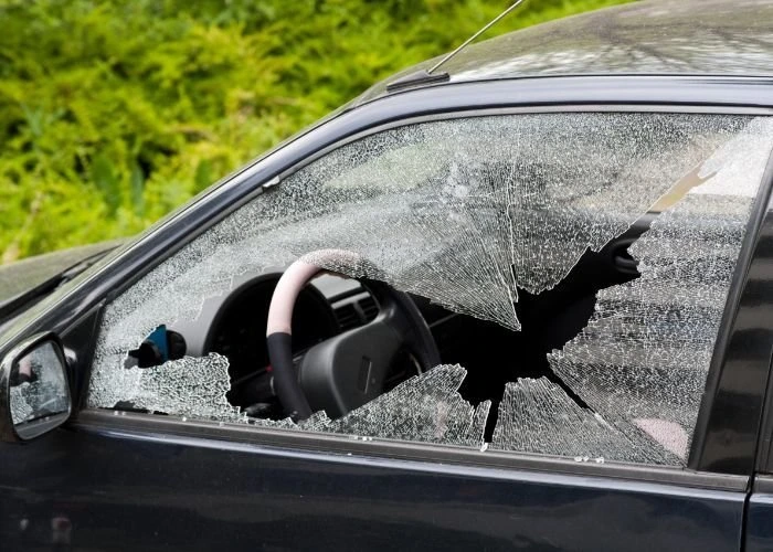 Front Driver Side Window Glass Cracked Repair Services Provider in Dubai